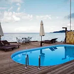 Apartment Seashore Stream *